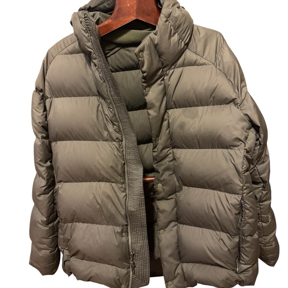 Men's Lululemon Olive dawn  Puffer Jacket size XXL in perfect condition